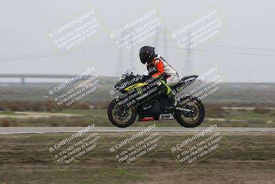 media/Nov-29-2025-TrackDaz (Sat) [[10ae2d9bce]]/B Group/Session 4 (Wheelie Bump)/